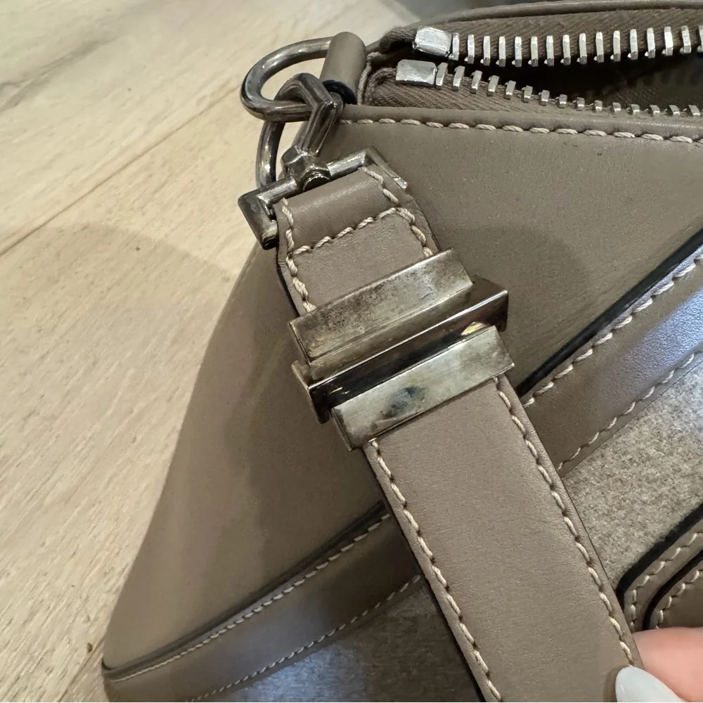 Givenchy Antigona Wool/Leather Bag - Picture 5 of 15